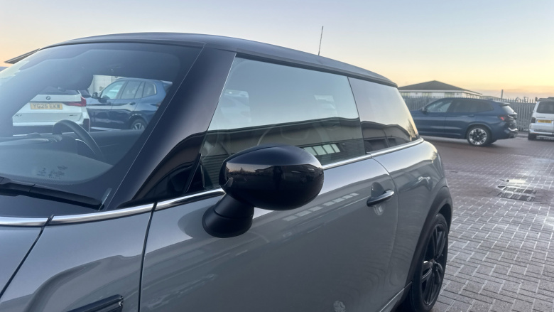 MINI Hatchback 1.5 Cooper Sport 3dr Petrol Hatchback